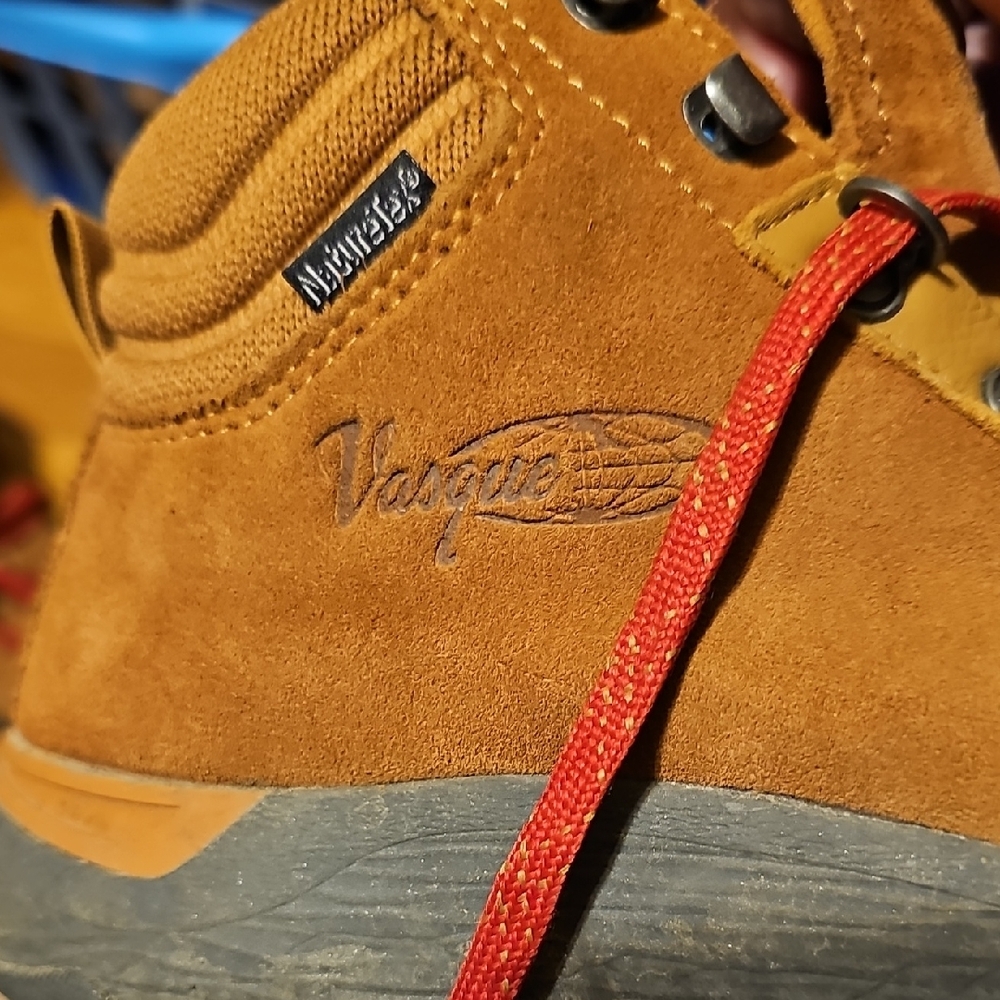 Vasque Womens Suede Brushed Leather GTX Hiking Boots Sundowner In Tan